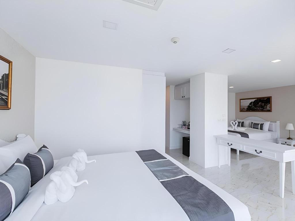 B2 Hua Hin Premier Hotel Екстер'єр фото