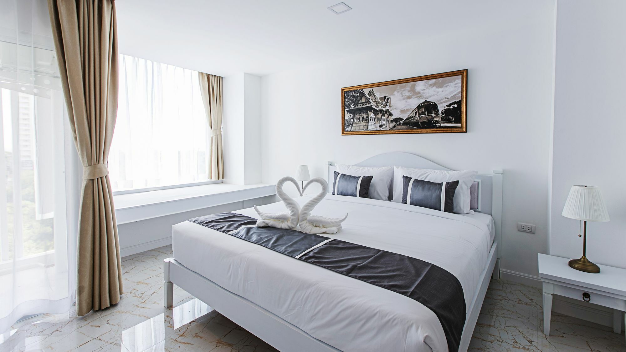 B2 Hua Hin Premier Hotel Екстер'єр фото