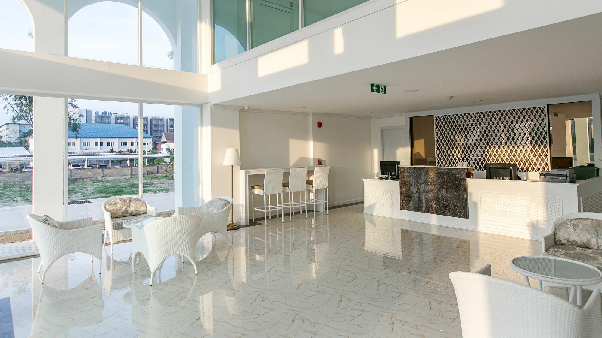 B2 Hua Hin Premier Hotel Екстер'єр фото